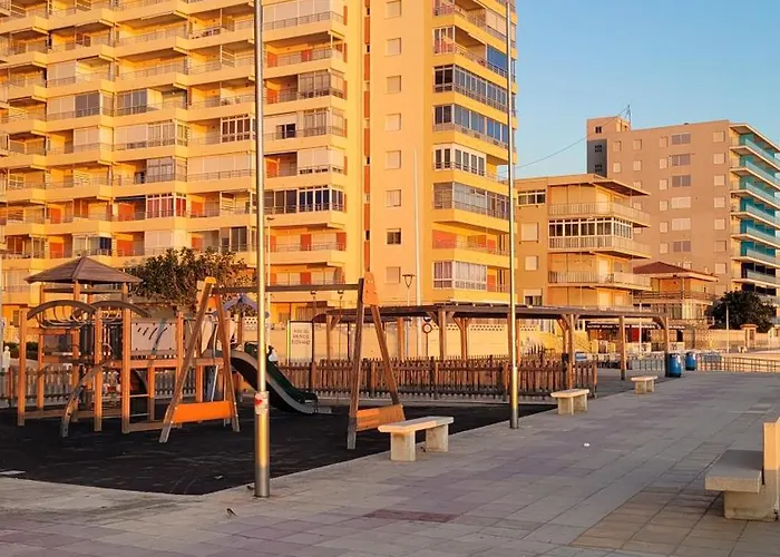 Balcon Al Mar アパート ベルレガート